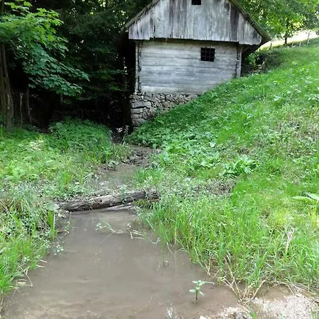 度假居 Idyllic Holiday Accommodation On A Beautiful Farm In Kozje, Eastern Slovenia *